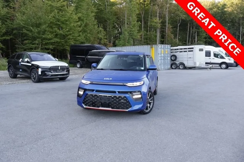 2022 Kia Soul GT-Line Turbo photo 1