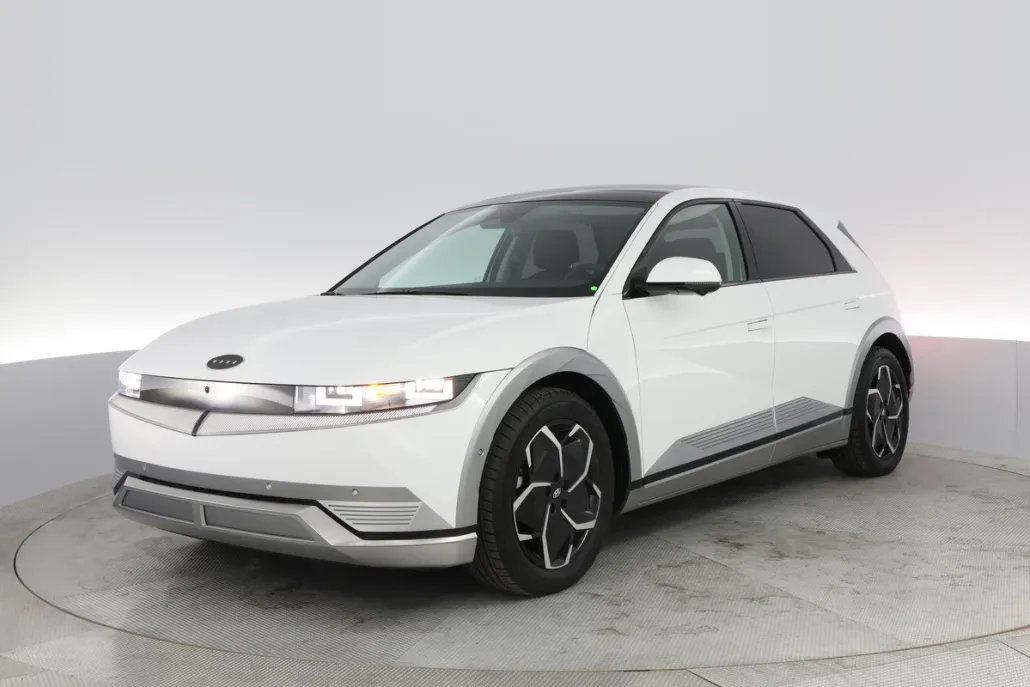 2024 Hyundai Ioniq 5 Limited photo 1