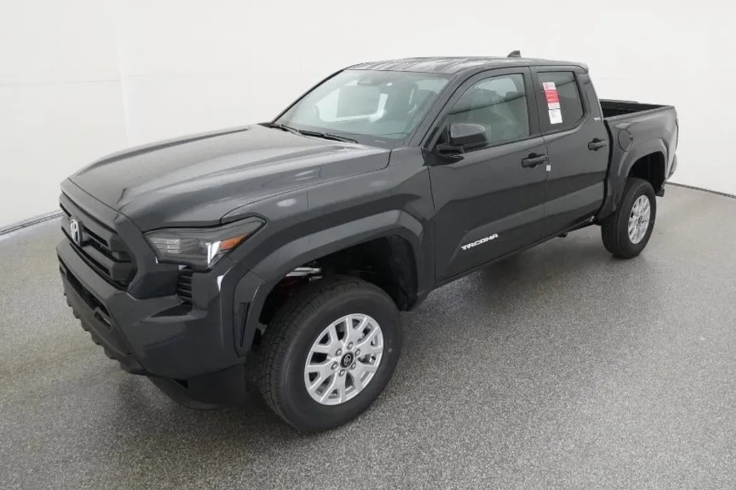 2025 Toyota Tacoma SR5 photo 1