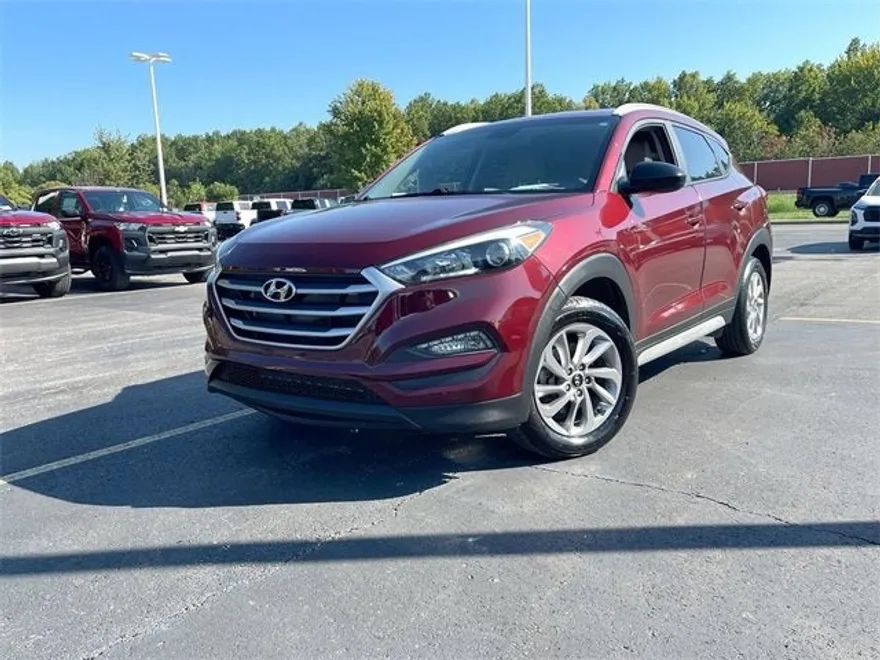 2017 Hyundai Tucson SE photo 1
