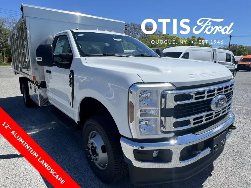 2025 Ford F-350 XL photo 1