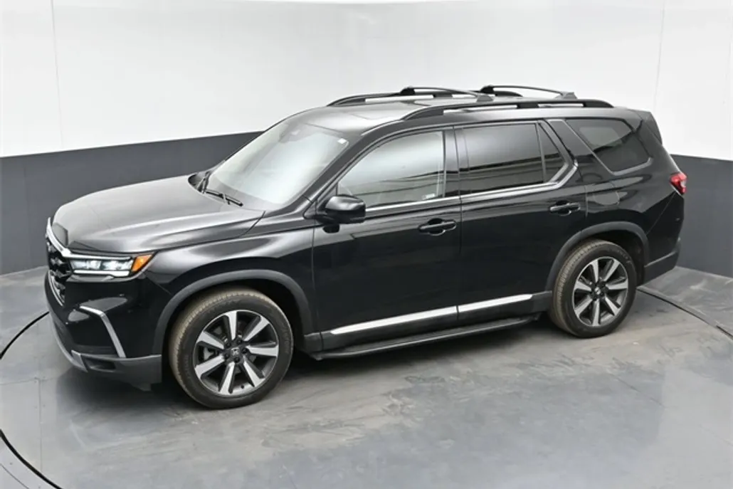 2023 Honda Pilot Elite photo 1