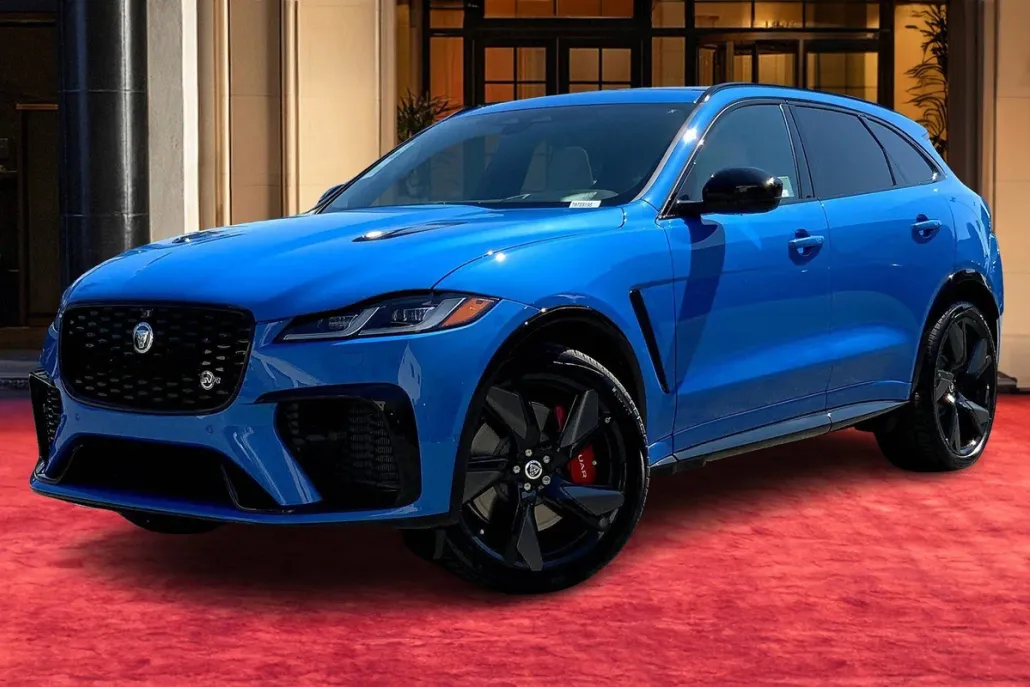2026 Jaguar F-PACE SVR photo 1