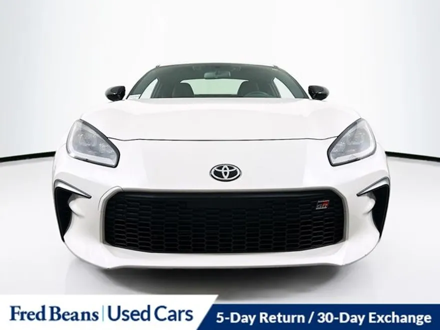2022 Toyota GR86 Premium photo 1