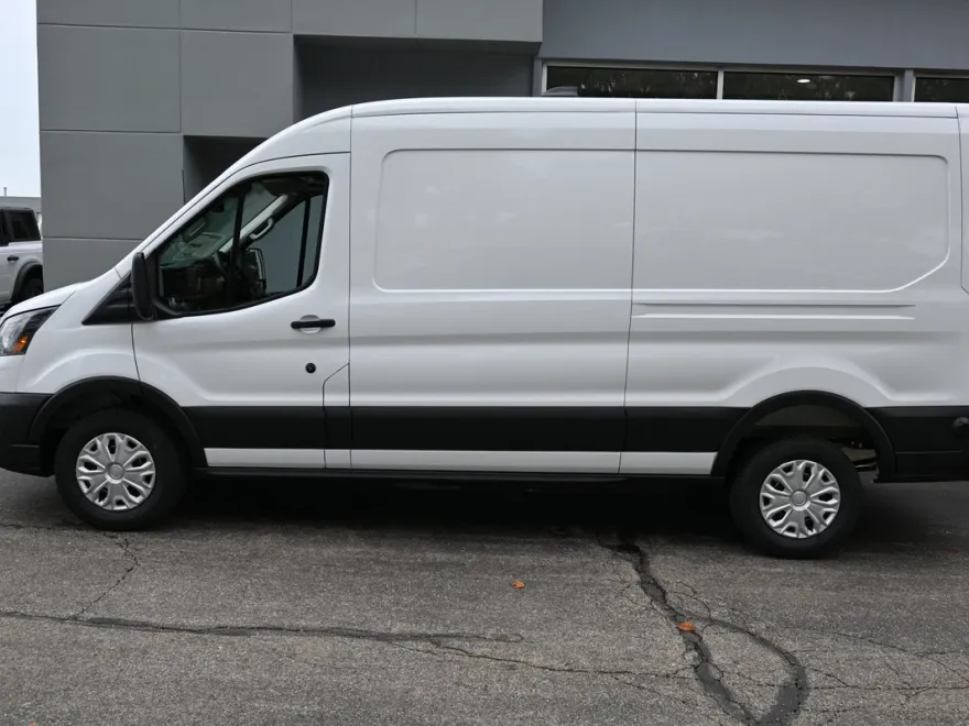 2026 Ford Transit photo 1