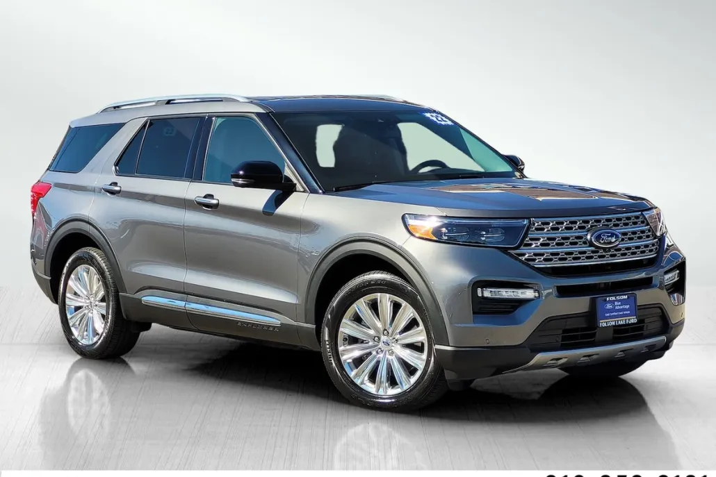 2022 Ford Explorer Limited photo 1