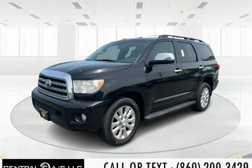 2011 Toyota Sequoia Platinum photo 1