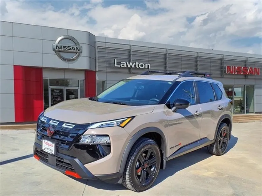 2026 Nissan Rogue SV photo 1