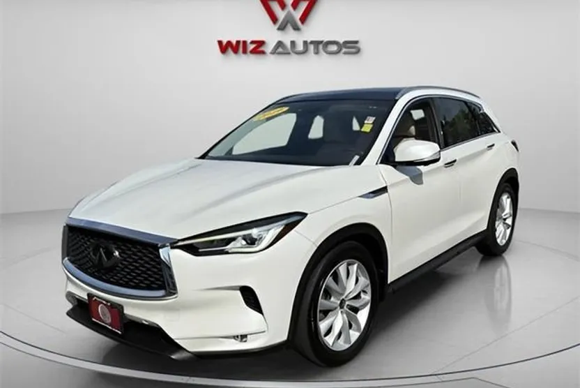 2019 Infiniti QX50 Essential photo 1