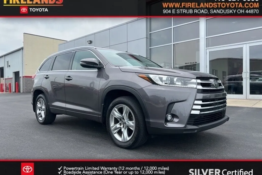 2019 Toyota Highlander Limited photo 1