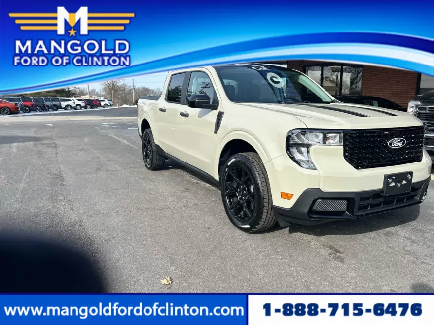 2025 Ford Maverick XLT photo 1