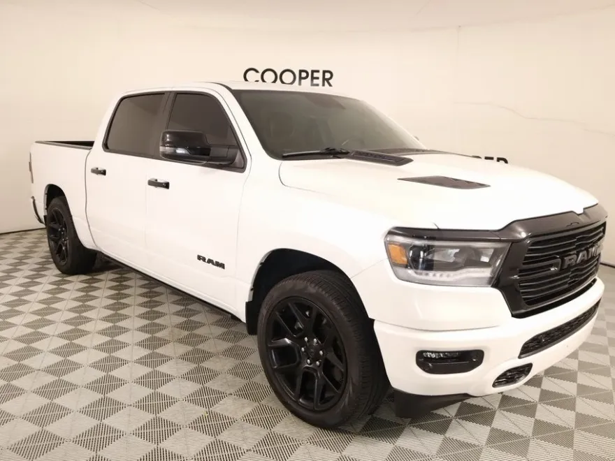 2024 Ram 1500 Laramie photo 1