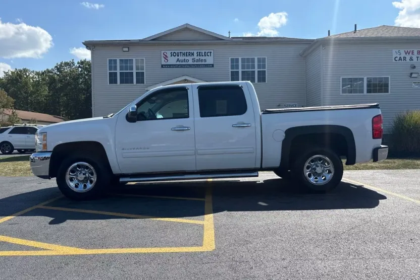 2013 Chevrolet Silverado 1500 LS photo 1