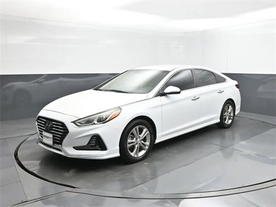 2018 Hyundai Sonata SEL photo 1