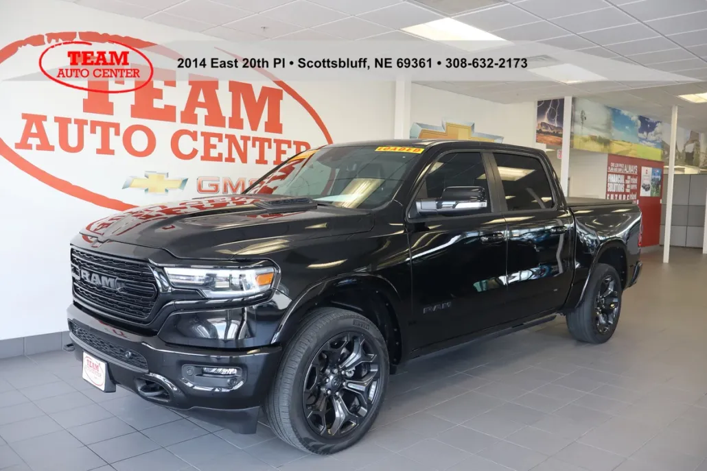 2022 Ram 1500 Limited photo 1