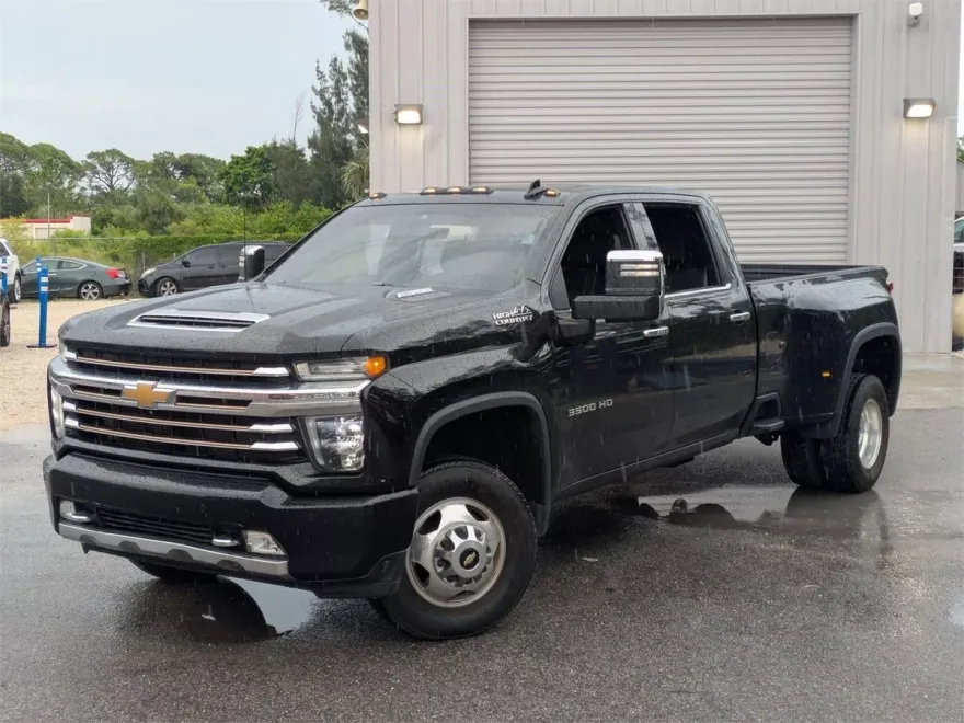 2021 Chevrolet Silverado 3500HD High Country photo 1
