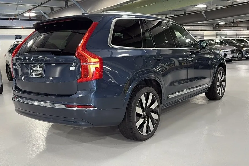 2024 Volvo XC90 Recharge T8 Ultimate photo 1