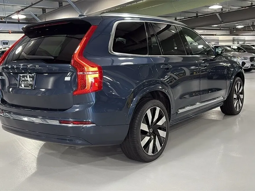2024 Volvo XC90 Recharge T8 Ultimate photo 1