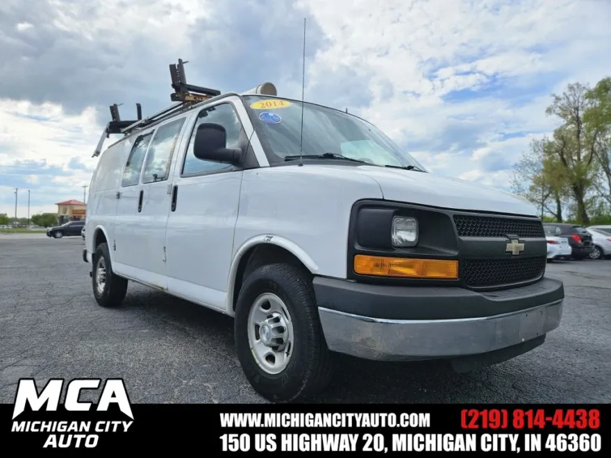 2014 Chevrolet Express Cargo Van photo 1