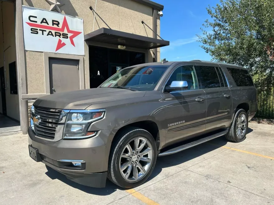 2016 Chevrolet Suburban LTZ photo 1