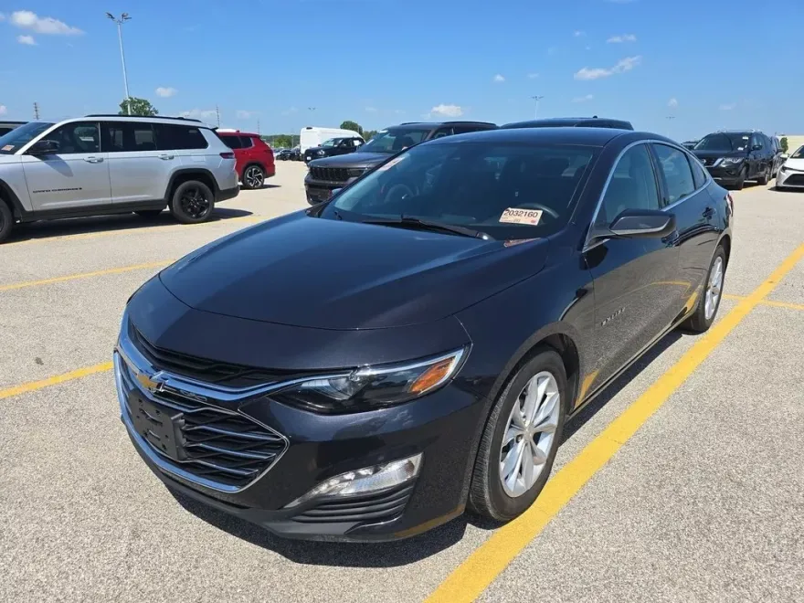 2023 Chevrolet Malibu 1LT photo 1