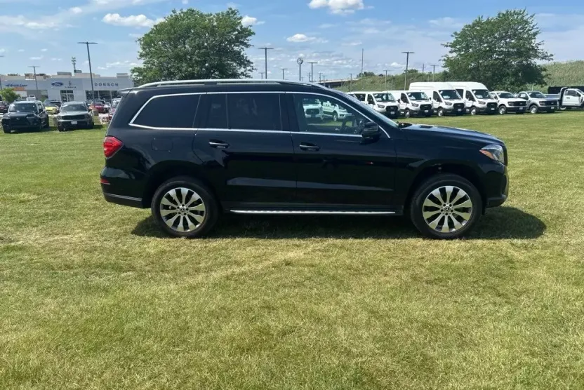 2019 Mercedes Benz GLS 450 4MATIC photo 1