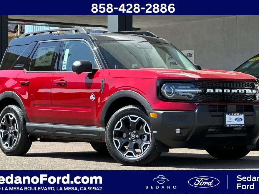 2025 Ford Bronco Sport Outer Banks photo 1