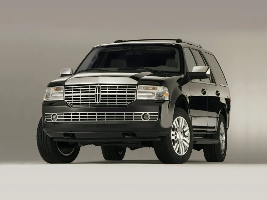2014 Lincoln Navigator Base photo 1
