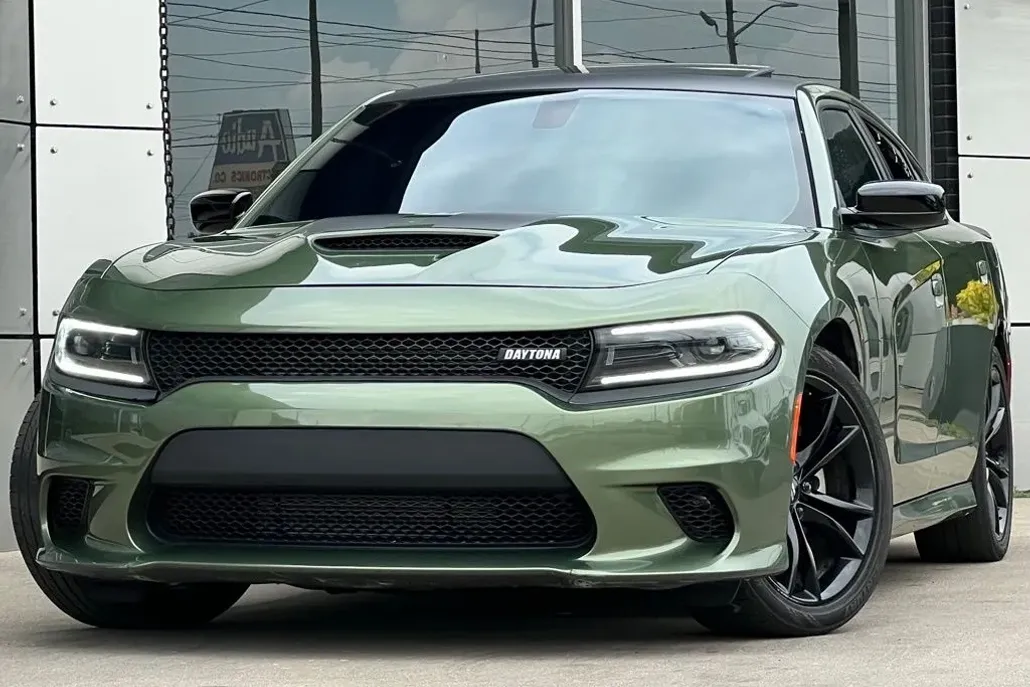 2023 Dodge Charger R/T photo 1