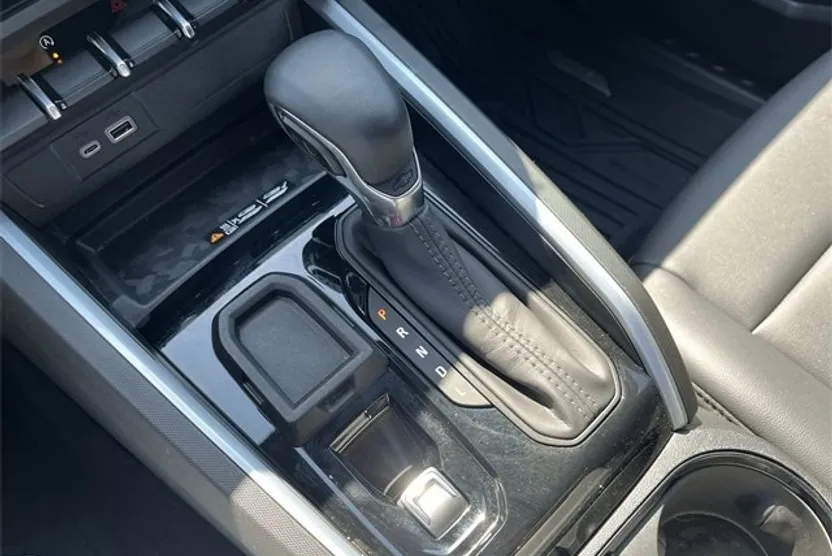 2025 Chevrolet Colorado Work Truck LT photo 1