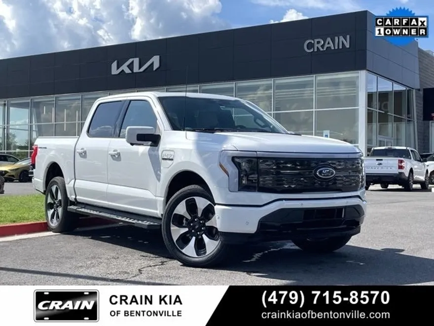 2022 Ford F-150 Lightning Platinum photo 1