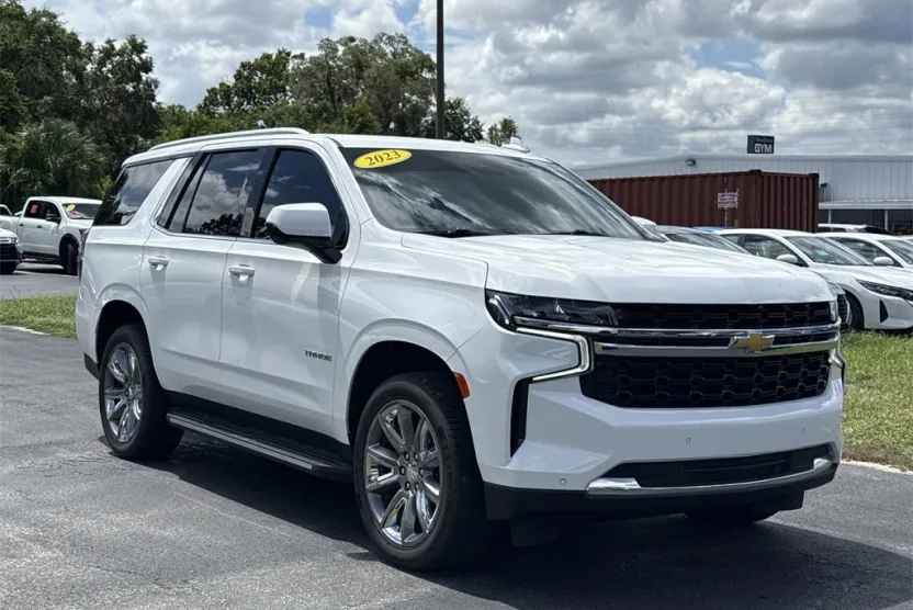 2023 Chevrolet Tahoe LS photo 1