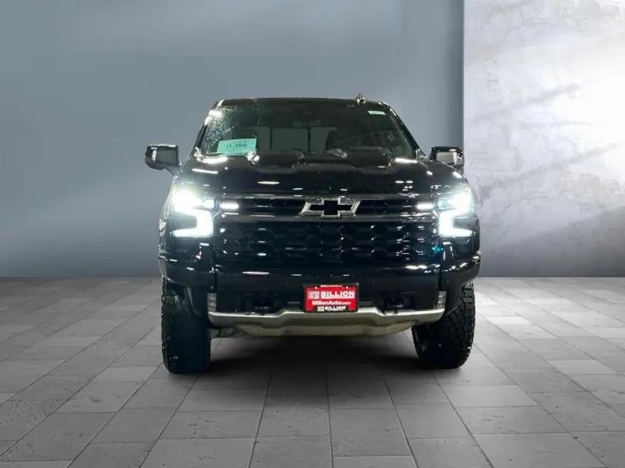 2026 Chevrolet Silverado 1500 ZR2 photo 1