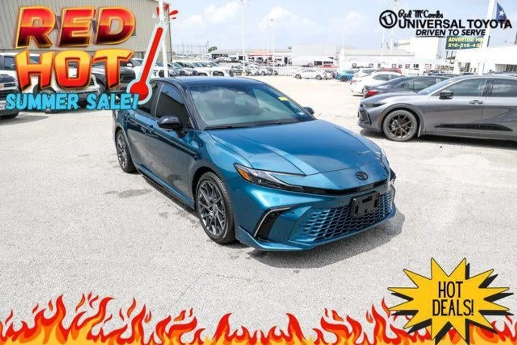 2025 Toyota Camry XLE photo 1