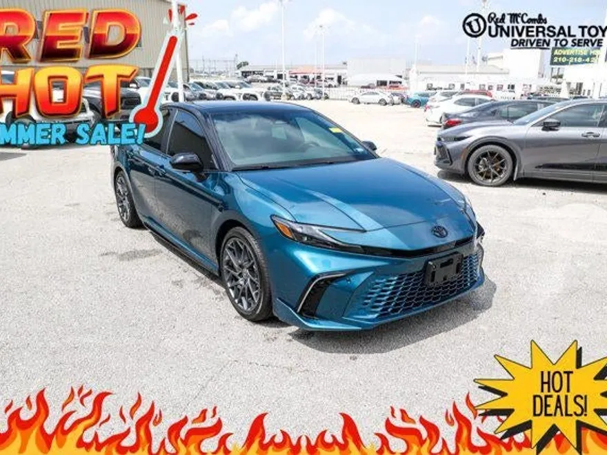 2025 Toyota Camry XLE photo 1
