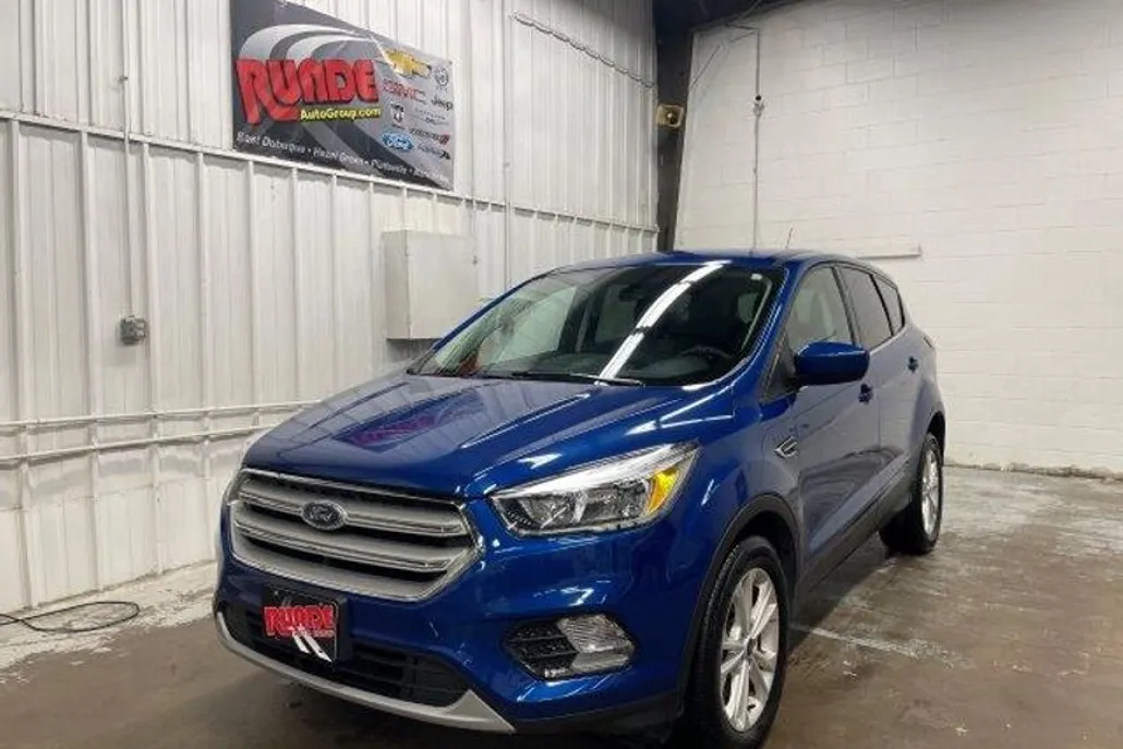 2019 Ford Escape SE photo 1