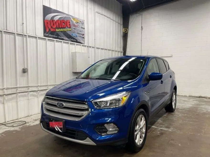 2019 Ford Escape SE photo 1