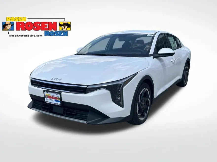 2025 Kia K4 EX photo 1