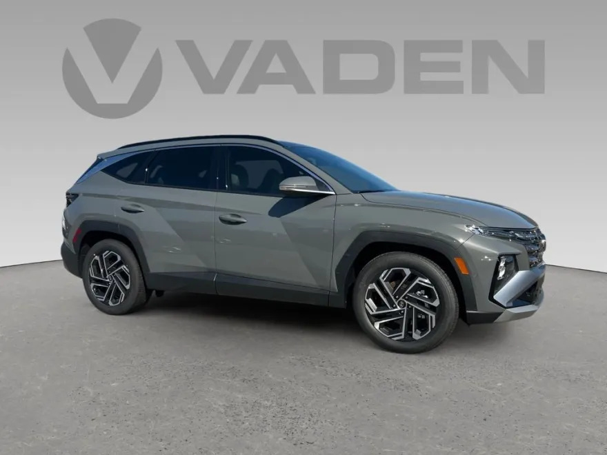2025 Hyundai Tucson Limited photo 1