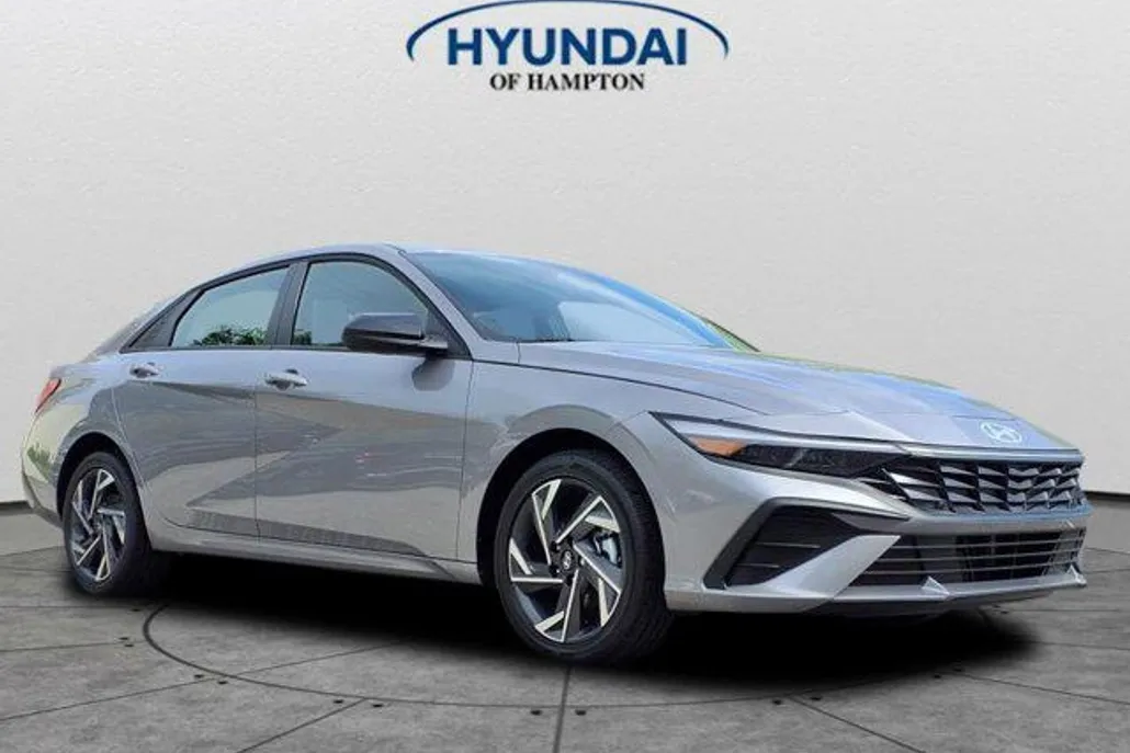 2025 Hyundai Elantra Hybrid SEL Sport photo 1