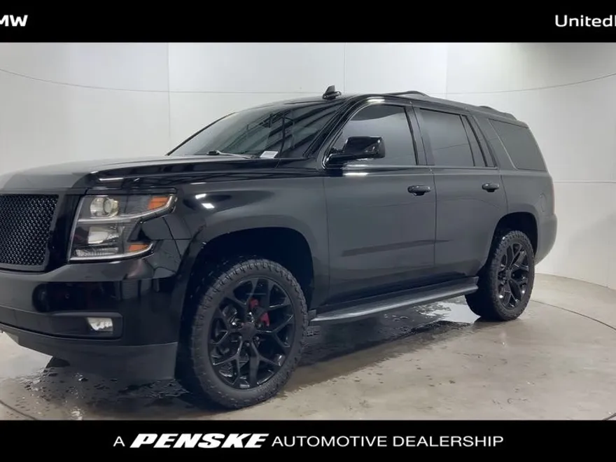2018 Chevrolet Tahoe LT photo 1