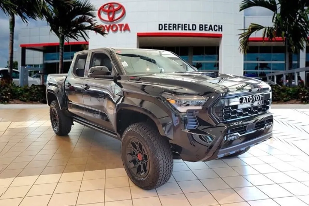 2025 Toyota Tacoma TRD Pro photo 1