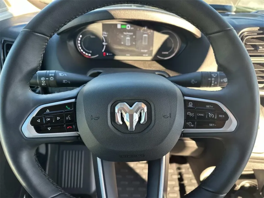 2024 Ram 3500 photo 1