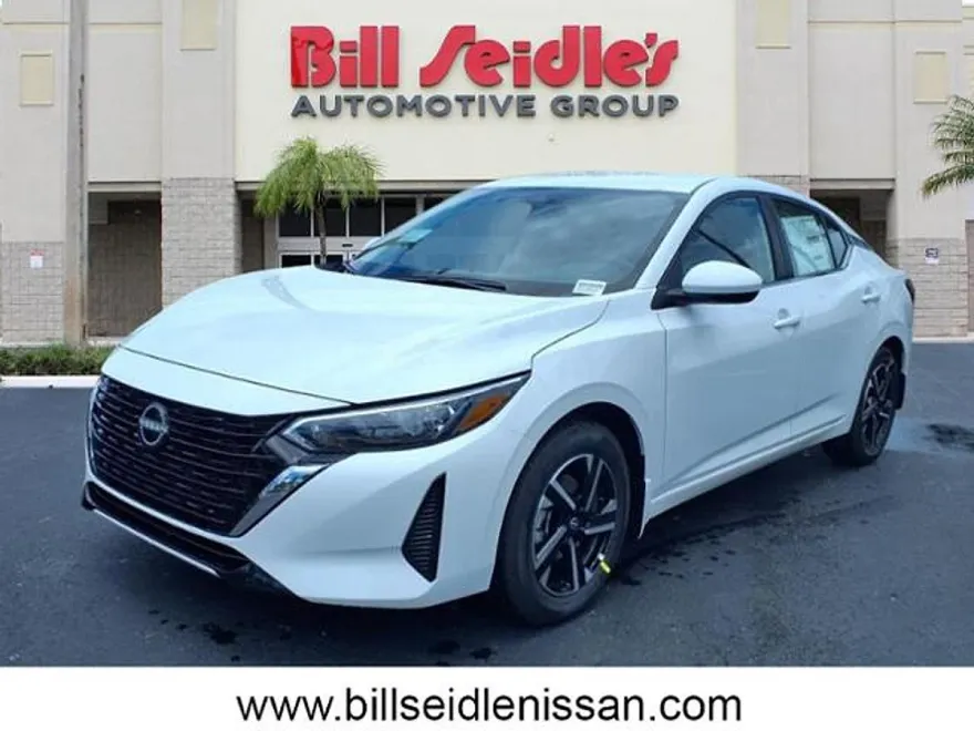2025 Nissan Sentra SV photo 1