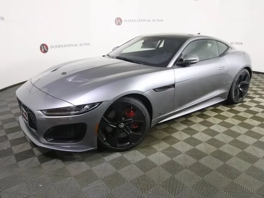 2024 Jaguar F-TYPE P450 photo 1
