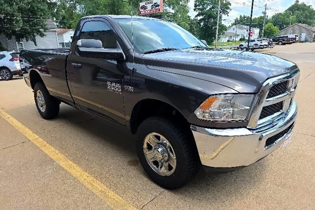 2017 Ram 2500 Tradesman photo 1