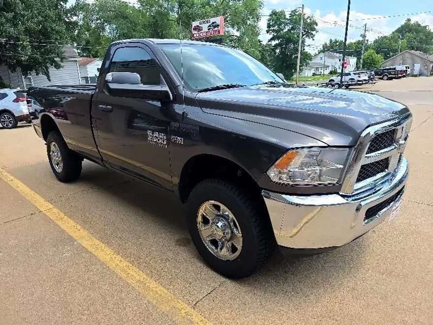 2017 Ram 2500 Tradesman photo 1