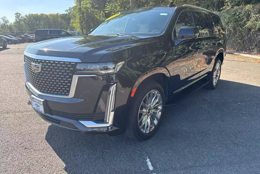 2023 Cadillac Escalade Premium Luxury photo 1
