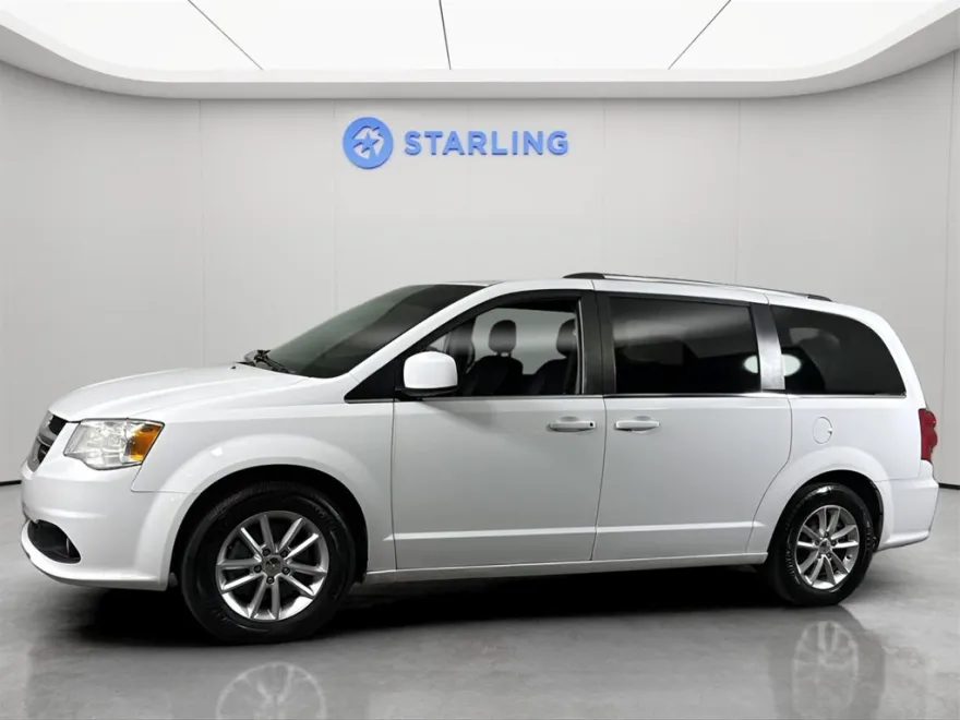2020 Dodge Grand Caravan SXT photo 1