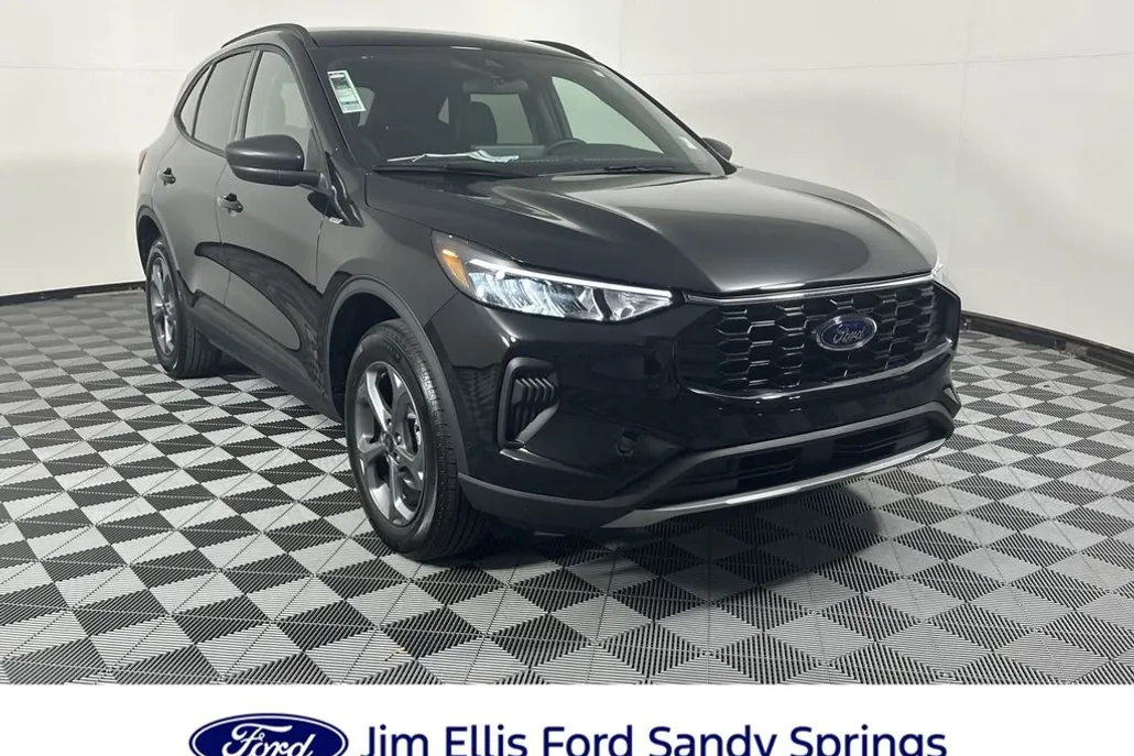 2025 Ford Escape ST-Line photo 1